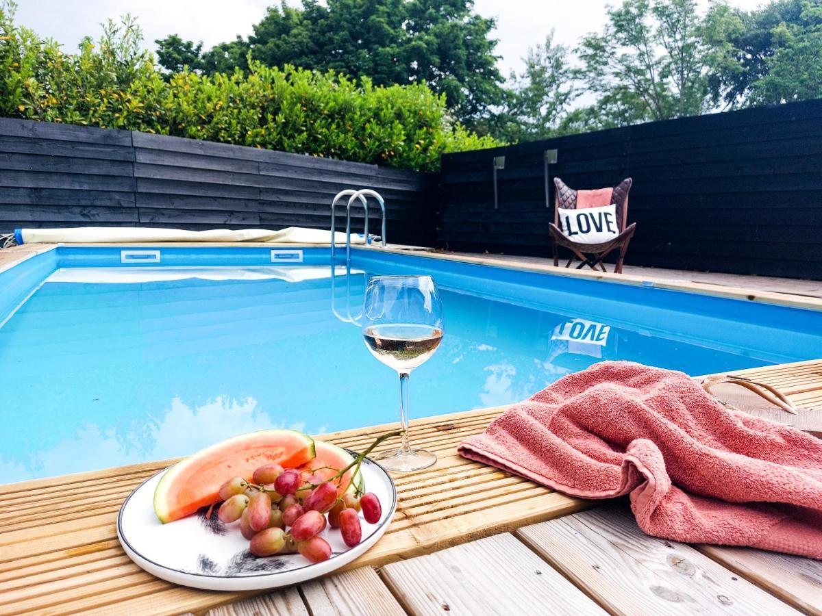 Luxe Vakantiehuis Nova Met Zwembad Ouddorp Exterior photo